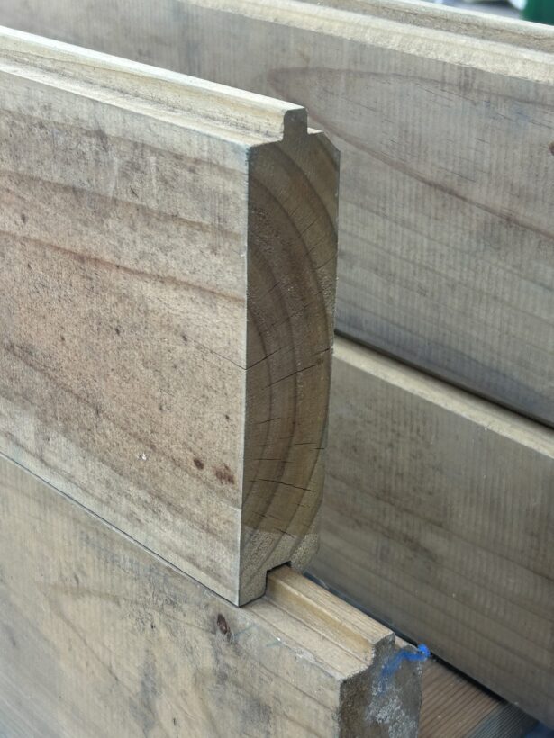 190 x 45 x 2400 - T&G Interlocking Landscape Sleepers - Image 1